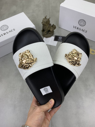 Versace men slippers AAA-307