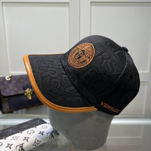 Versace Hats AAA-032