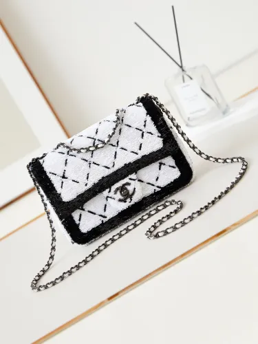 CHNL High End Quality Bag-566