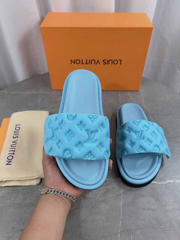 LV Sandals 1：1 Quality-781