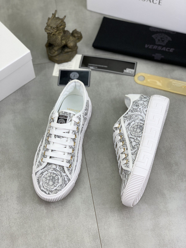 Versace Men Shoes 1：1 Quality-738