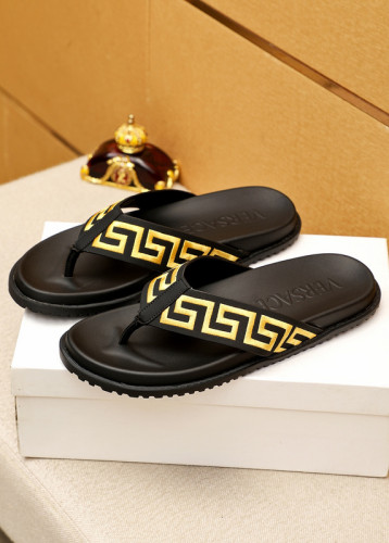 Versace men slippers AAA-329