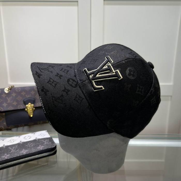 LV Hats AAA-371