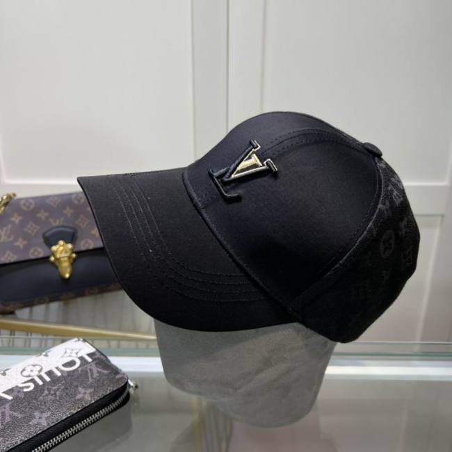 LV Hats AAA-653