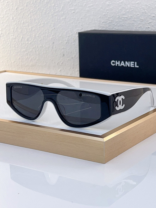 CHNL Sunglasses AAAA-4041