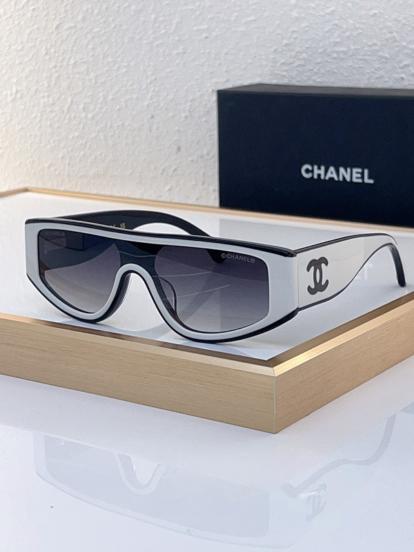 CHNL Sunglasses AAAA-4040