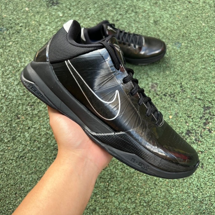 Authentic Nike Kobe 5 Black Out