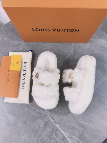 LV women Sandals 1：1 Quality-849