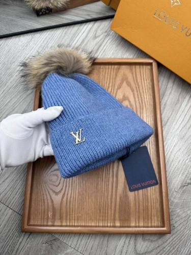 LV Hats AAA-1235