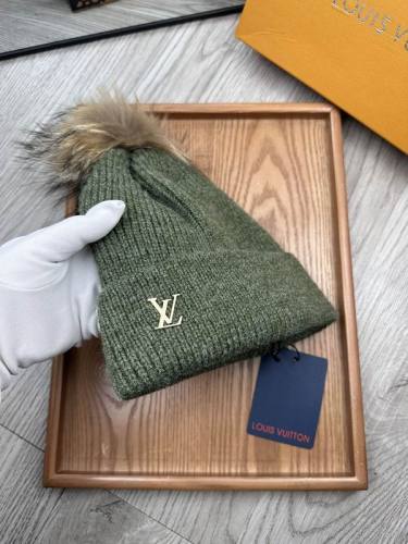 LV Hats AAA-1233