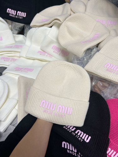 Miumiu Hats AAA-109