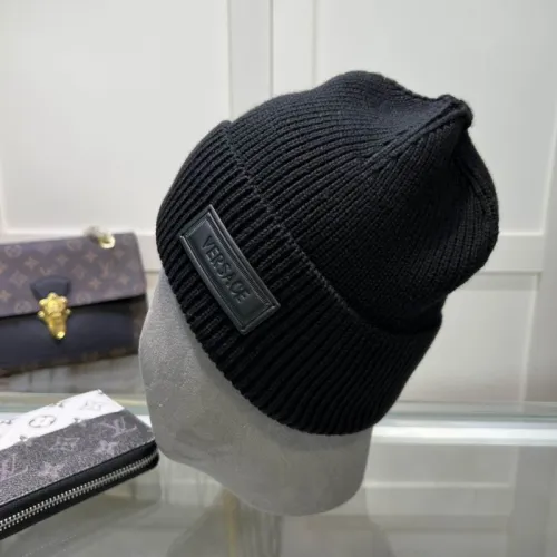 Versace Hats AAA-087
