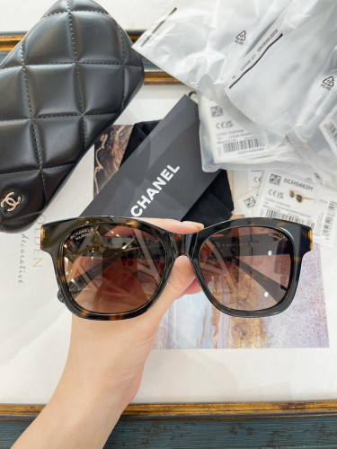 CHNL Sunglasses AAAA-4405