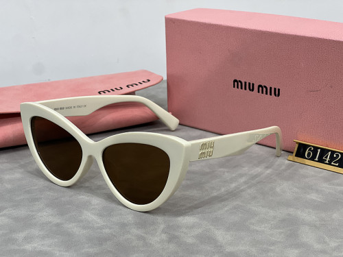 Miu Miu Sunglasses AAA-126