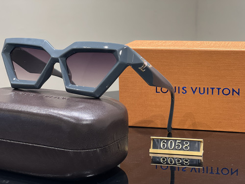 LV Sunglasses AAA-446