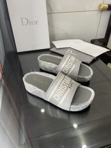 Dior women slippers 1：1 quality-112