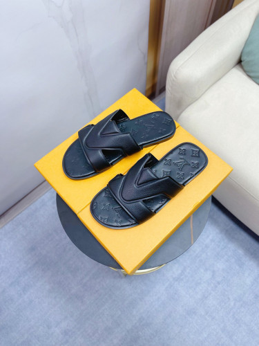 LV Sandals 1：1 Quality-350