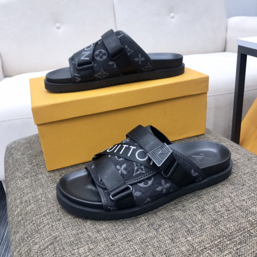 LV Sandals 1：1 Quality-311