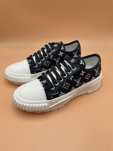 LV Men shoes 1：1 quality-4574