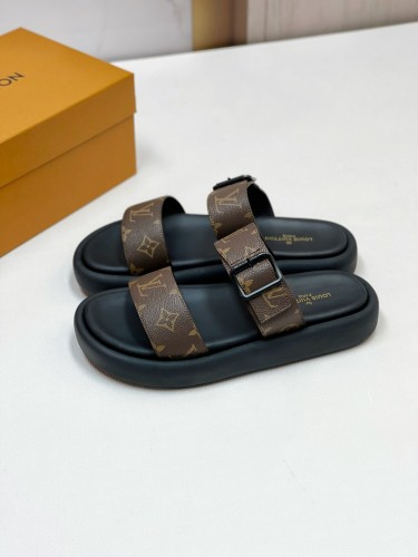 LV Sandals 1：1 Quality-489