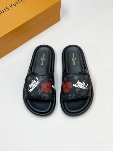 LV Sandals 1：1 Quality-481