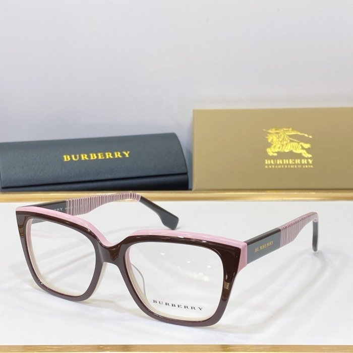 Burberry Sunglasses AAAA-625