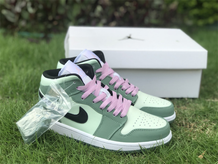 Authentic Air Jordan 1 Mid SE “Dutch Green”