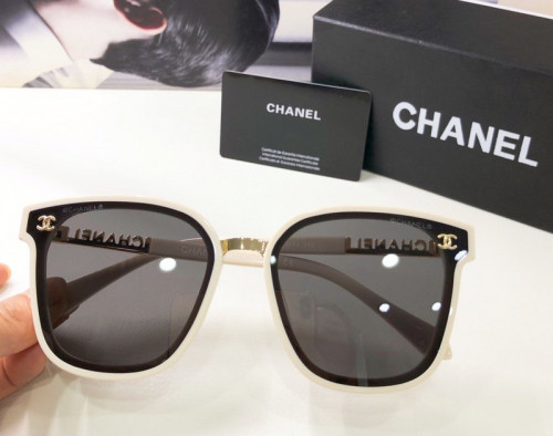 CHNL Sunglasses AAAA-714