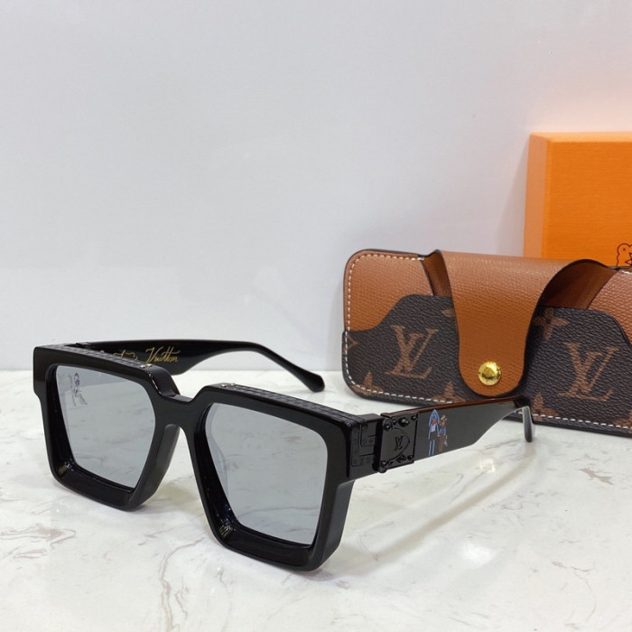 LV Sunglasses AAAA-126