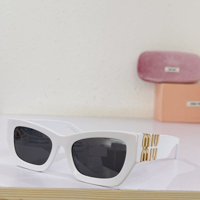Miu Miu Sunglasses AAAA-098