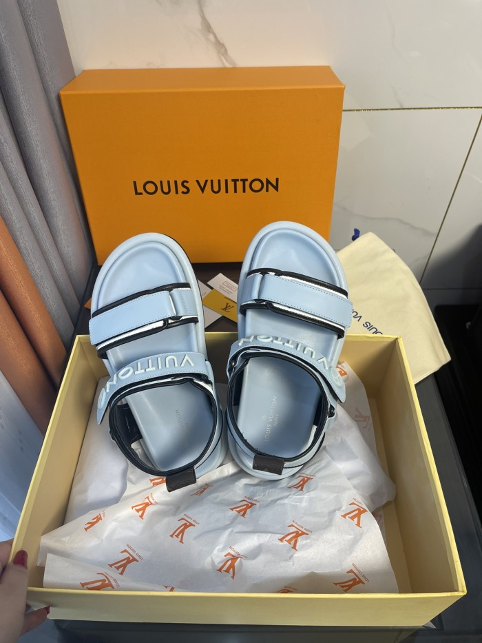 LV women Sandals 1：1 Quality-486