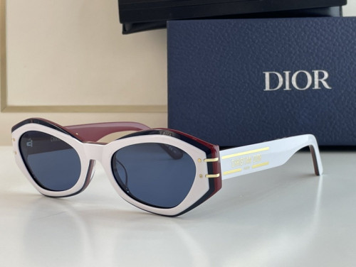Dior Sunglasses AAAA-174