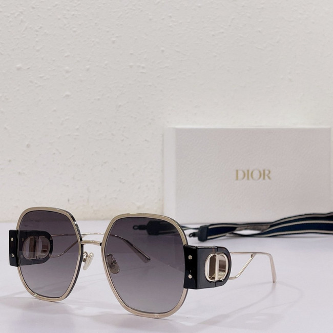 Dior Sunglasses AAAA-824