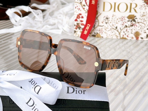 Dior Sunglasses AAAA-1007