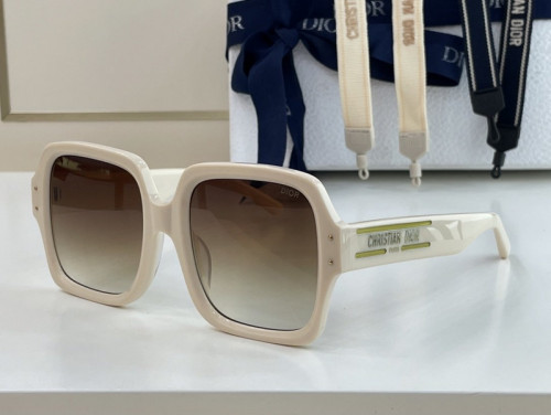 Dior Sunglasses AAAA-975