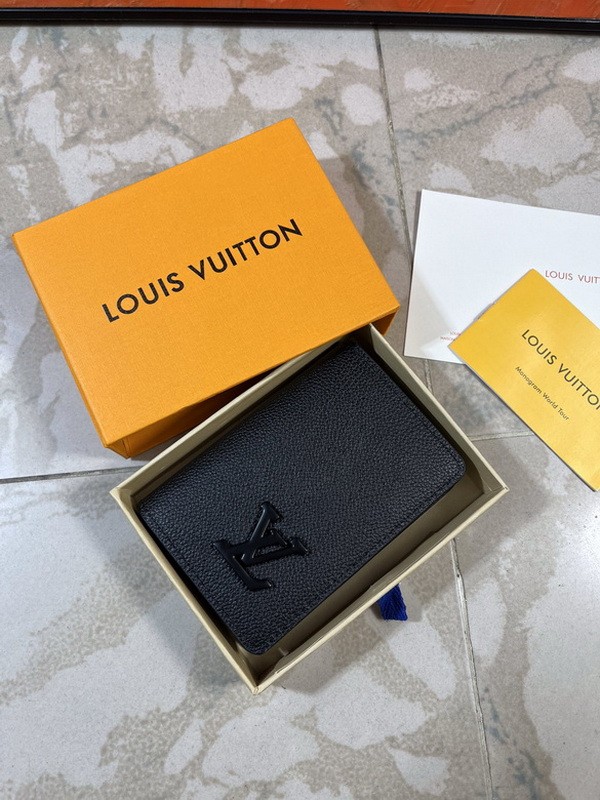 Super Perfect LV Wallet-072