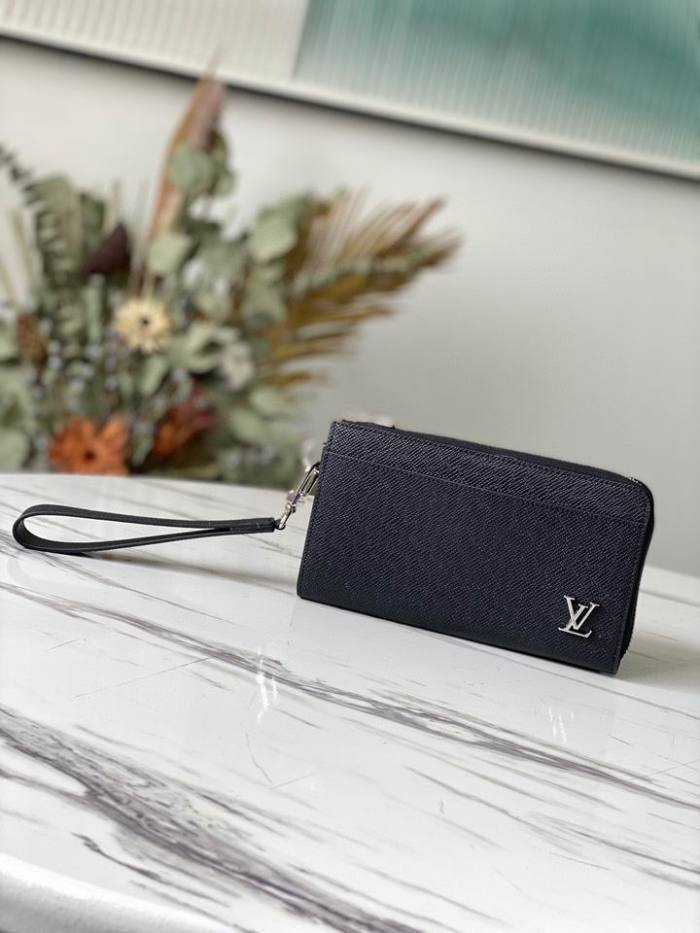 Super Perfect LV Wallet-482