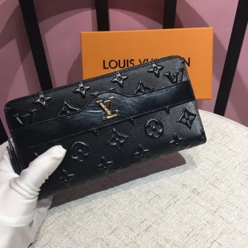 Super Perfect LV Wallet-311