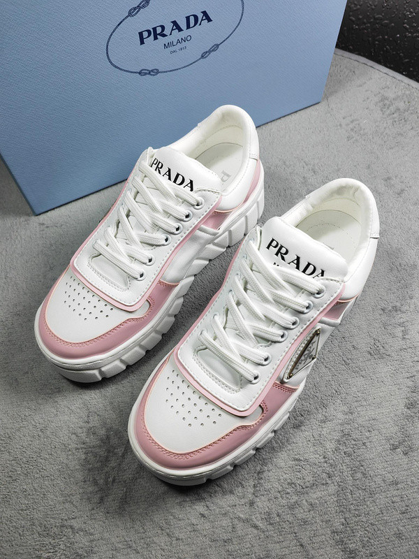 Prada women shoes 1：1 quality-370
