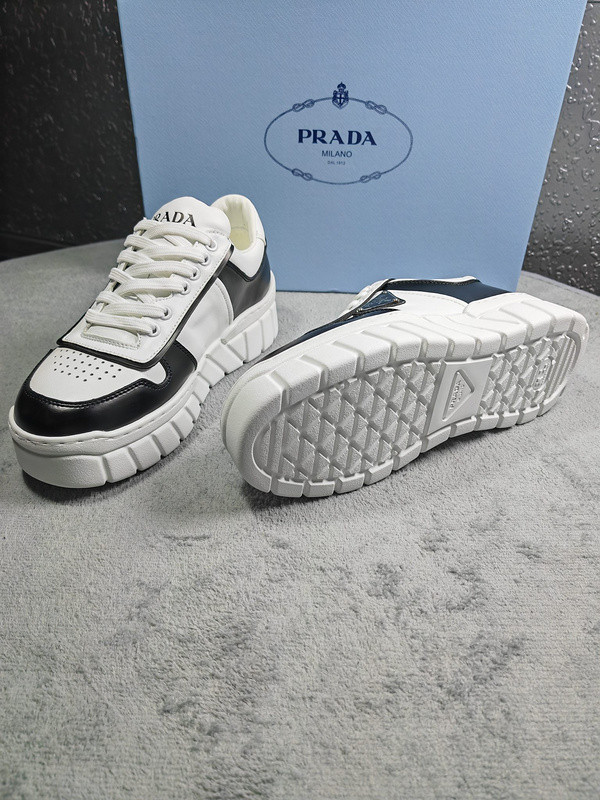 Prada women shoes 1：1 quality-372