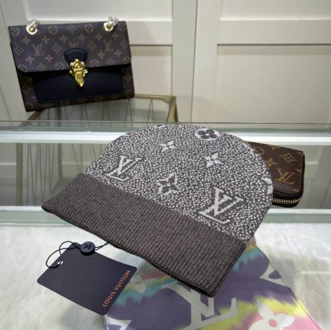 LV beanies AAA-028