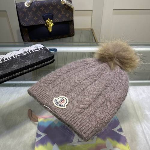 Moncler Beanies-185