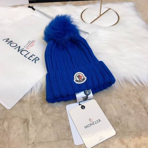 Moncler Beanies-167