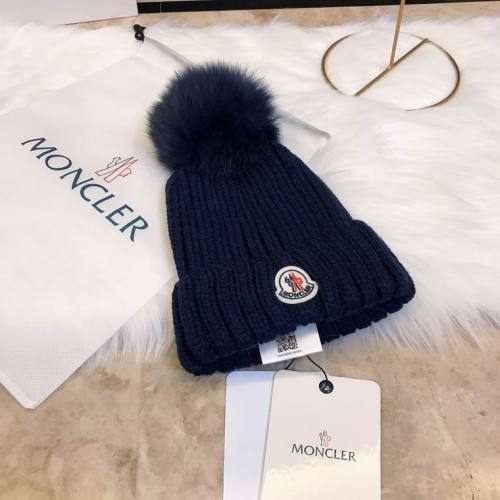 Moncler Beanies-174