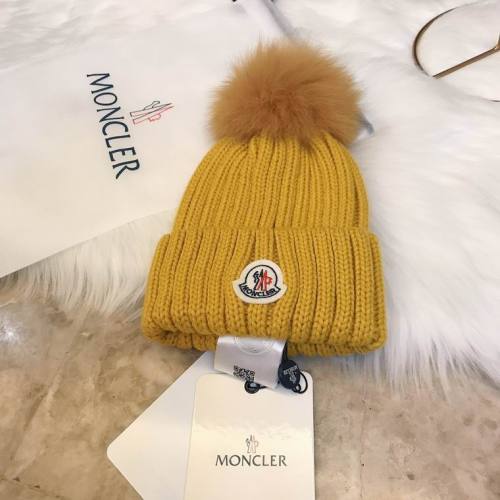 Moncler Beanies-165