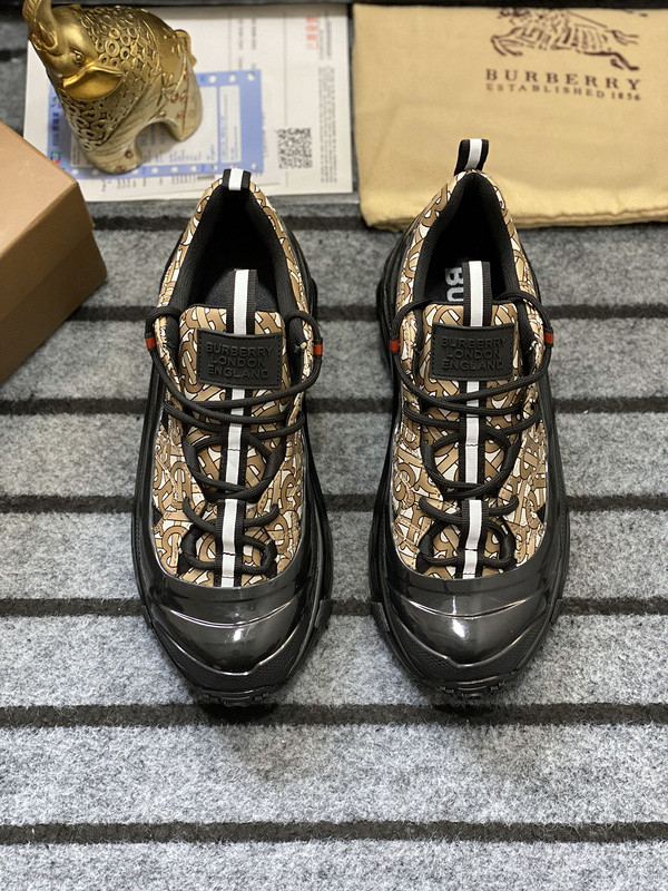 Burberry men shoes 1：1 quality-378