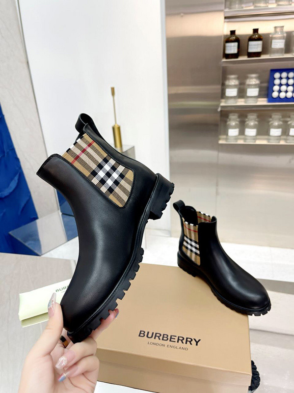 Burberry women shoes 1;1 quality-034