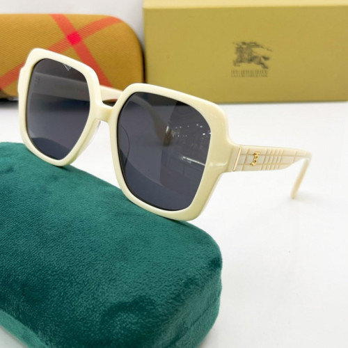 Burberry Sunglasses AAAA-1214
