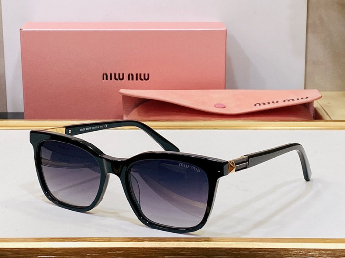 Miu Miu Sunglasses AAAA-287