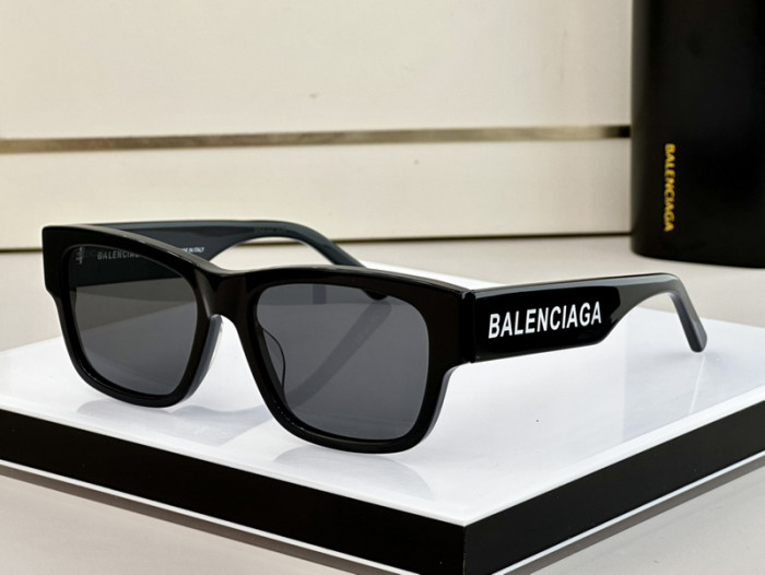 B Sunglasses AAAA-519